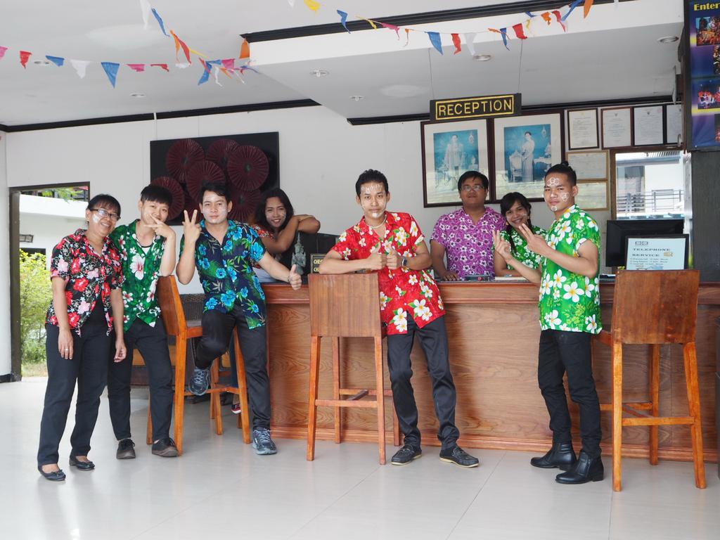 Bamboo Beach Hotel & Spa Patong Esterno foto
