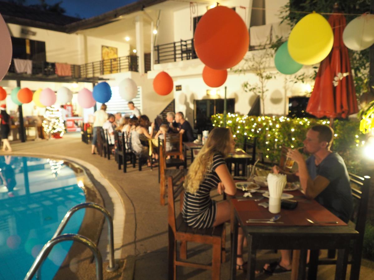 Bamboo Beach Hotel & Spa Patong Esterno foto