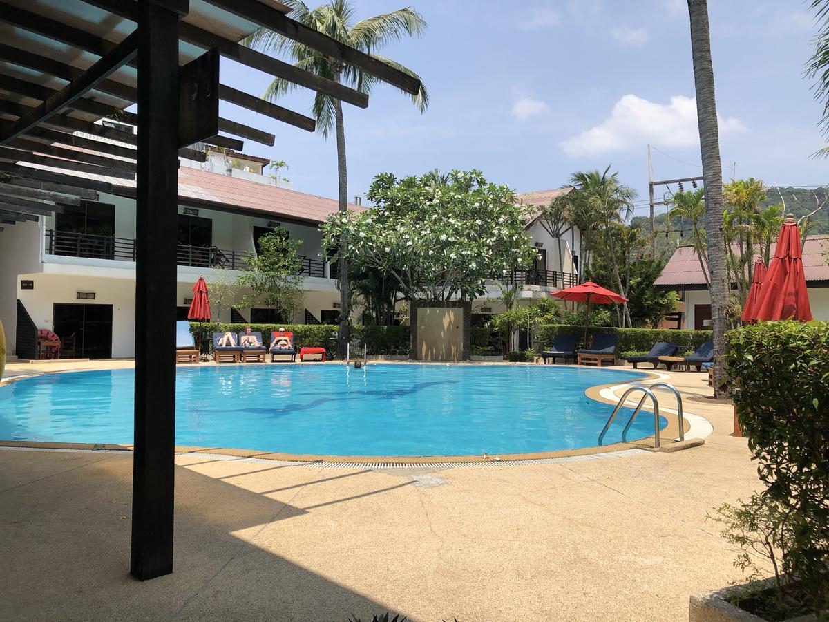 Bamboo Beach Hotel & Spa Patong Esterno foto
