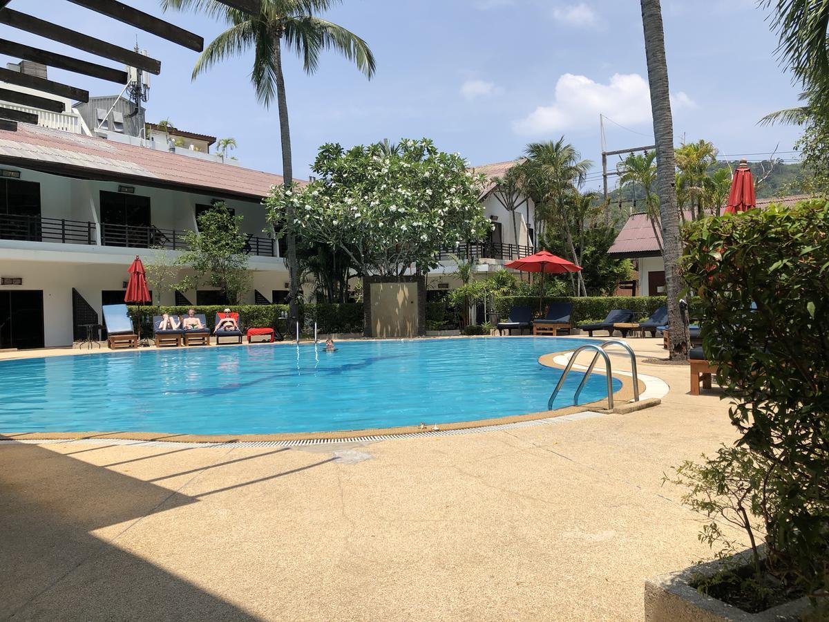 Bamboo Beach Hotel & Spa Patong Esterno foto